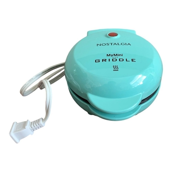 Nostalgia MyMini Personal Electric Griddle Nonstick Griddle Kitchen Appliances - Picture 6 of 8